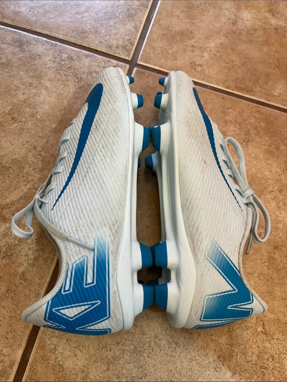 Boys Nike Soccer Shoes